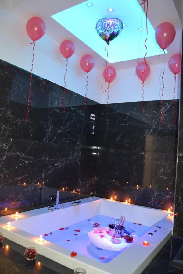 Mecla Suites Νάπολη Εξωτερικό φωτογραφία