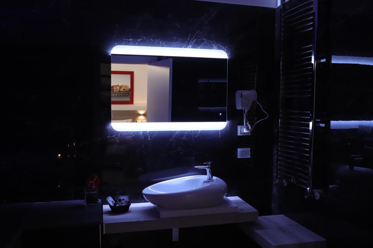 Mecla Suites Νάπολη Εξωτερικό φωτογραφία